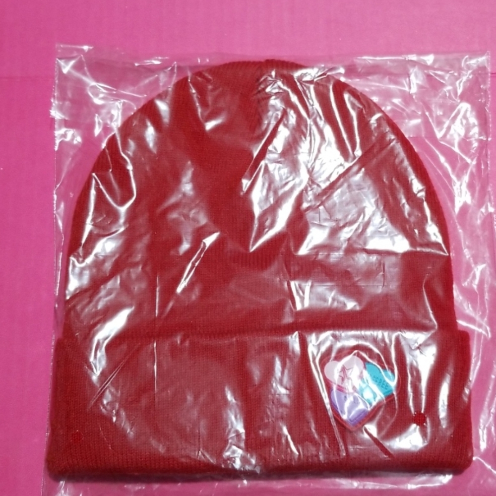 SEALED Jeffree Star Cosmetics VDay Beanie